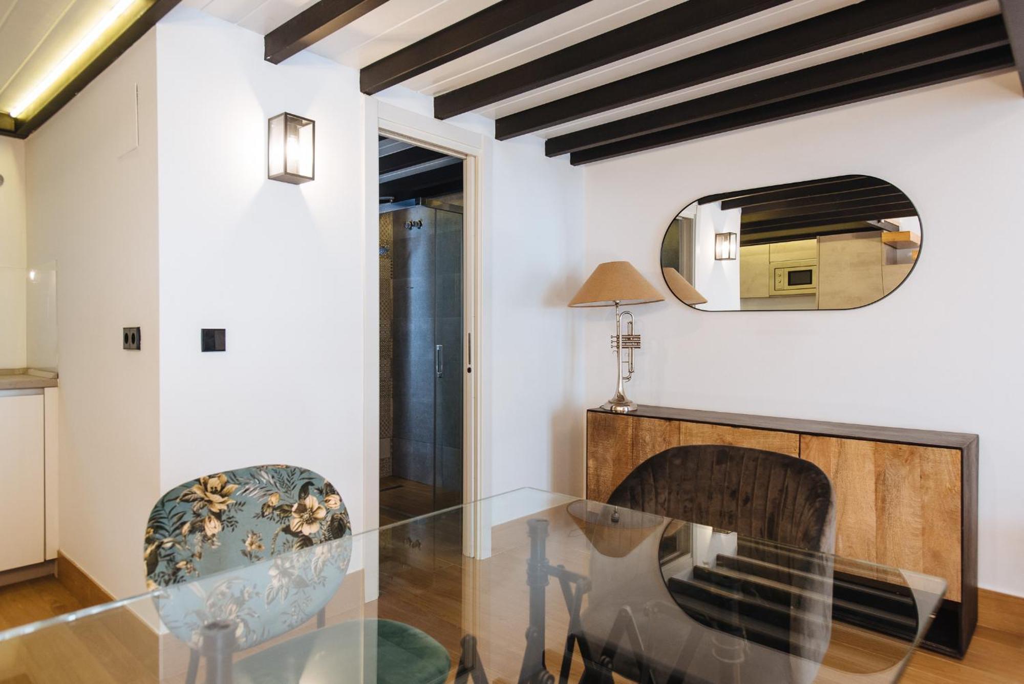 Loft Patricia Nervion Apartment เซบีญา ภายนอก รูปภาพ