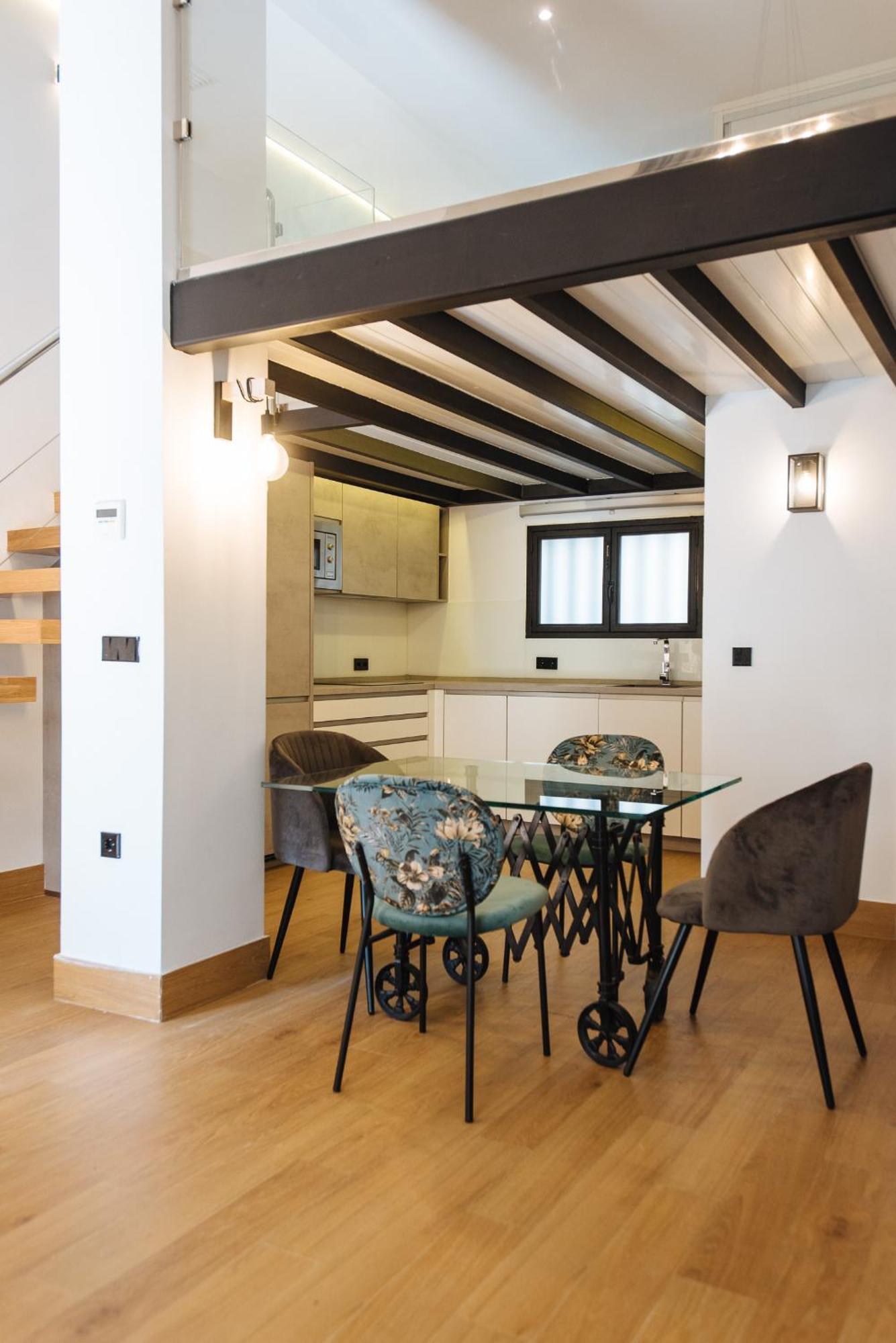 Loft Patricia Nervion Apartment เซบีญา ภายนอก รูปภาพ